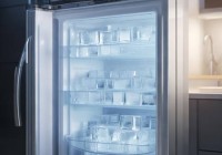 冰箱内藏冰不融的秘密解析