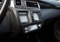 马自达CX5空调滤芯更换教程