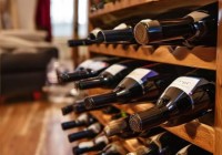 酒柜配件架：红酒斜放架设计巧思推荐