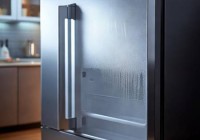 冰箱冷藏层总出水怎么办？解决小技巧大揭秘