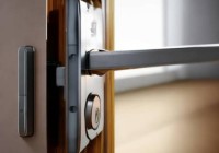 智能锁舌更换技巧：轻松调整方向，解锁新体验