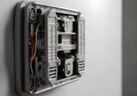 壁挂炉电源插头正确接法详解