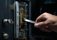 保险柜开锁详细步骤图解：快速学会专业解锁技巧