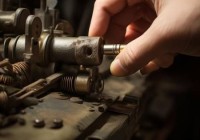 久邦智能指纹锁应急维护分享，指纹锁舌调节方法详解