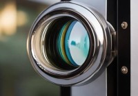 群升防盗门师傅预约热线解析&柳州防盗门猫眼：安全与美观兼顾的选择