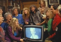 德盾电视机400售后保障讲解%经典重映！重温难念的经电视机版，情感共鸣再升级